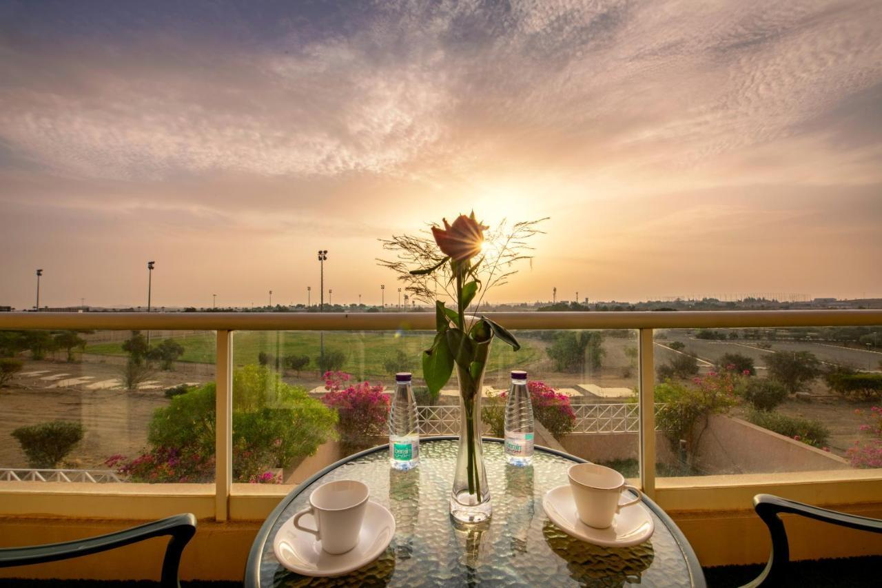 Airport Hotel And Resort Abha Ngoại thất bức ảnh